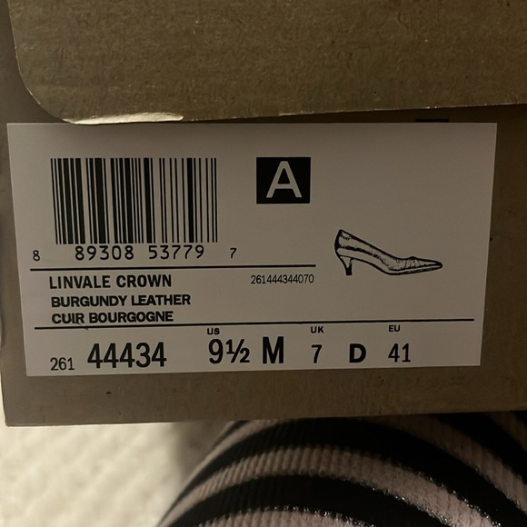 Clarks Linvale Crown Burgundy Leather Heels - Picture 9 of 9